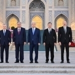 Mirziyoyev shows Central Asian leaders the Islamic Civilization Center