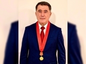 Владимир Норов Хитойда мукофотланди