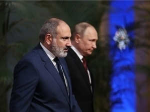 Кремль Пашиняннинг қароридан афсусда