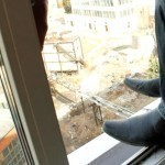 Тошкентда 11-синф ўқувчиси ўзини 3-қаватдан ташлагани айтилмоқда