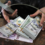 So‘m dollar va yevroga nisbatan qadrsizlanishda davom etyapti