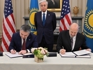 Қозоғистон АҚШ билан муҳим минераллар бўйича меморандум имзолади