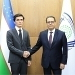 Vazir yosh bolani qutqargan talabani taqdirladi