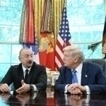 Алиев набиралари учун Трампдан ҳадя сўради (видео)