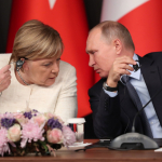 Putin va Merkel hamkorlikda vaksina ishlab chiqarish haqida gaplashdi 
