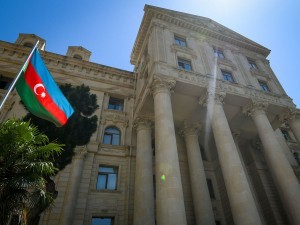 Yerevan mintaqadagi voqelikni buzib, vaziyatni keskinlashtirishga urinyapti – Baku