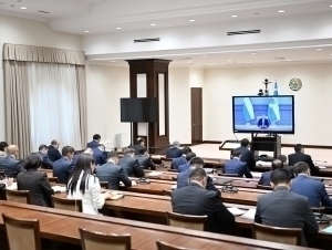 Маҳалла раисларига ерни аукционга чиқариш ваколати берилади