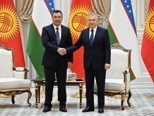Mirziyoyev and Japarov hold a meeting in a narrow circle