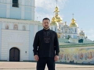 Украина тинчликни истайди, аммо таслим бўлмайди – Зеленский