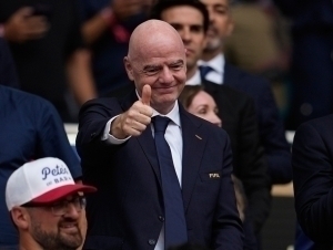 Xalqaro Olimpiya qo‘mitasi Infantinoni jazolamaydigan bo‘ldi