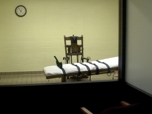 АҚШ отиш орқали қатл қилиш жазосини қайтармоқда