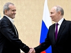 Putin Eronga AQSH bilan urushni to‘xtatishga yordam bermoqchi
