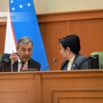 Ҳокимлик ва вазирликларда телефонларга жавоб берилмайди – Сафоев