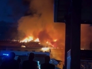 Rishtonda dorixona yonib kul bo‘ldi (video)