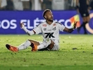 Неймар жароҳат сабаб 2025 йилда майдонга қайтолмайди