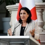 Gruziyada Prezident sudga tortildi. U lavozimidan “uchishi” mumkin