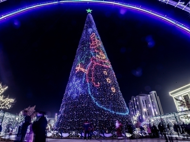 Prezident bayramona dam olish kunlari bo‘yicha yangi farmon imzoladi