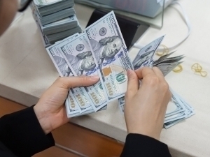 Доллар курси яна кўтарилди