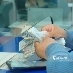 Average salaries increase across several sectors in Uzbekistan