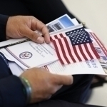 АҚШ 19 давлатдан иммиграция аризаларини кўриб чиқишни тўхтатди