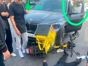 “Навбаҳор” футболчиси BMW’да курьерни уриб юборди (видео)