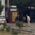Buxoroda tanishini pichoqlab o‘ldirgan erkak 23 yilga qamaldi