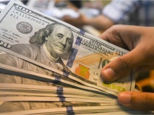Foreign currencies depreciate against the som