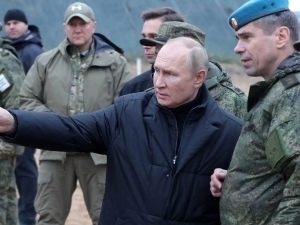 Путин жиноятчиларни армияга олишга рухсат берди