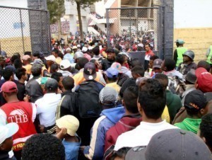 Мадагаскардаги стадионда юз берган тиқилинчда 12 киши ҳалок бўлди