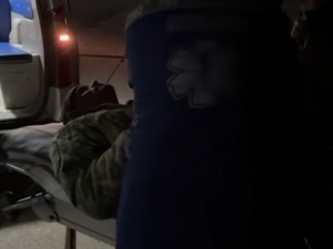 Tog‘da qolib ketgan meteorologiya xodimi vertolyotda evakuatsiya qilindi (video)