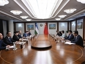 Abdulla Aripov meets with head of SCO Committee for China