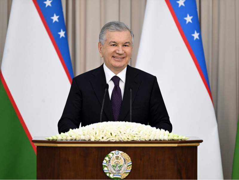 Президент ўқитувчилар учун янги имкониятларни эълон қилди