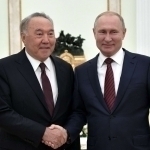 Putin Nazarboyev bilan uchrashdi