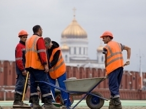 Rossiyada yil oxirigacha migratsiyaga oid 5 ta qonun qabul qilinishi mumkin