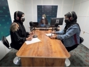 Афғонистонда аёлларга мўлжалланган радиостанция очилди