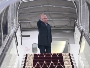 Имомали Раҳмон ҳам Японияга кетди