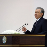 “Yerda” yursa, hurmati oshadi – Prezident tuman rahbarlarining ishini tanqid qildi