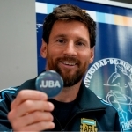 Messi faxriy doktor unvonini oldi