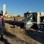 Turkiyada avtobus ag‘darilib ketdi. Qurbonlar bor
