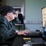 Олимлар кўриш қобилиятини тикловчи имплант ишлаб чиқди