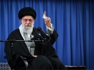 Homanaiy Tehrondan olib chiqib ketildi