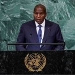 Markaziy Afrika Prezidenti BMTdan olmos qazib olishga qo‘yilgan embargoni bekor qilishni so‘radi
