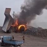 Olmaliqda yuk mashinasi yonib ketdi (video)