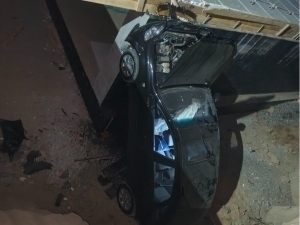 Yangiyo‘lda Lacetti yo‘lovchilari bilan chuqurga tushib ketdi