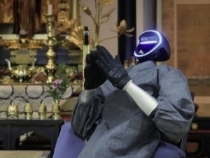 Olimlar ruhiy yo‘l-yo‘riq ko‘rsatadigan robot-rohibni ishlab chiqdi