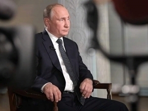 Putin amerikalik jurnalistga intervyu berdi. Peskov buning sababini aytdi 