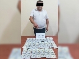 Самарқандда инспекция бош мутахассиси пора билан қўлга тушди (видео)