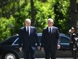 Putin visits Mirziyoyev's residence