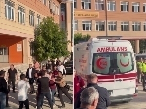 Turkiyada litseyga qurolli hujum uyushtirildi. Qurbon bor (video)