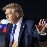 Трамп хориж киносига ҳам бож жорий қилди